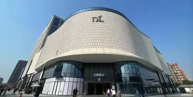 东来通讯客服中心_解读胖东来以顾客为中心的服务理念_东来顺服务理念