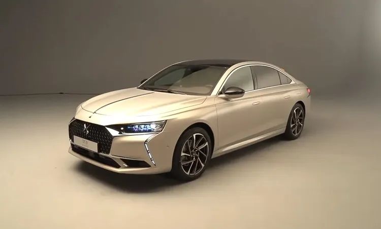 沃尔沃用车小技巧_沃尔沃系统的车_如何通过沃尔沃改善日常通勤体验?