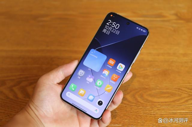小米14与小米13:满足不同需求,小米手机性价比与创新受认可
