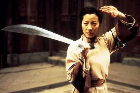 吴京武术队电影_吴京:新时代的武术与动作电影明星_吴京武术套路视频