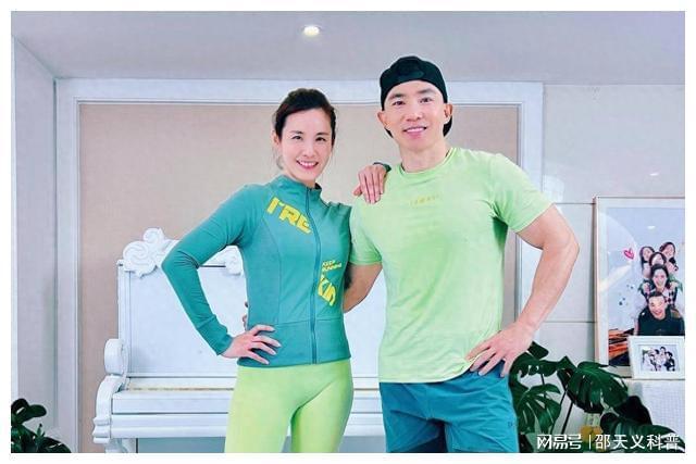 周杰伦在综艺节目中的搞笑表现_周杰伦上的综艺_周杰伦搞笑视频