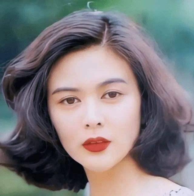塑造关之琳女性现代形象的方法_塑造关之琳女性现代形象_关之琳的现代女性形象塑造