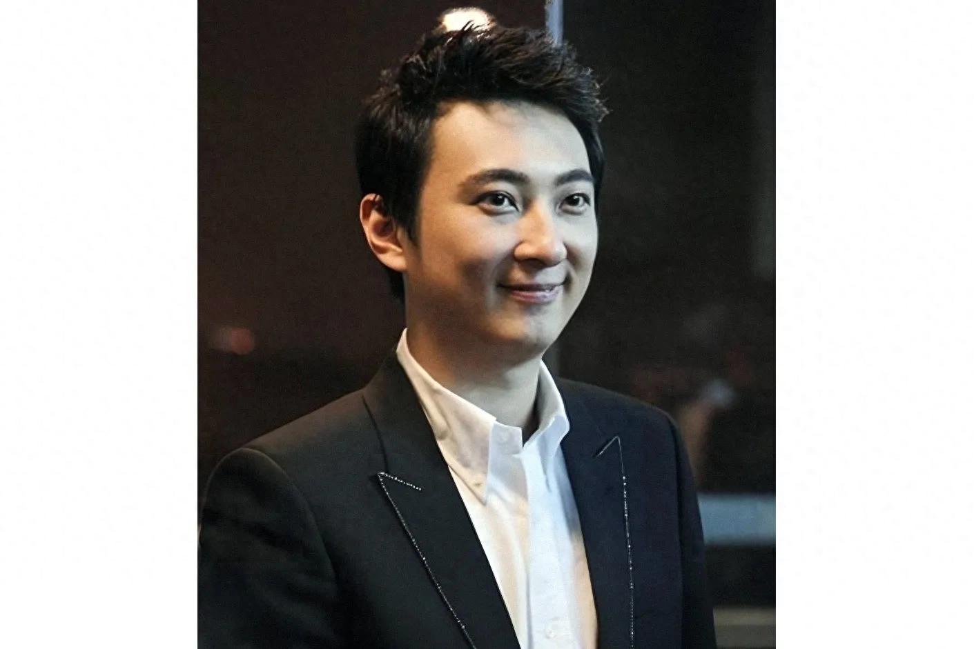 王健林70岁仍掌舵万达,张霖辞去总裁职务,万达高层人事变动揭秘
