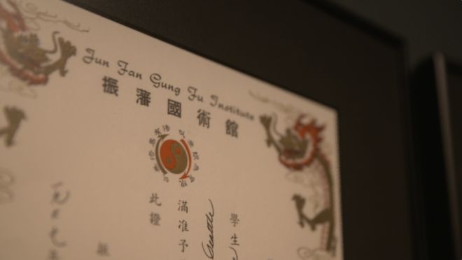 李小龙:武术与电影的传奇_武打片李小龙传奇_武术电影李小龙传奇演员表