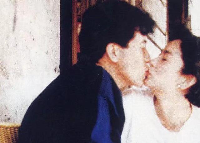 林青霞的爱情故事_林青霞的情感之路_林青霞的情感故事与人生启发