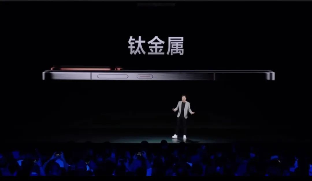 小米14系列发布:对标iPhone 15 Pro,小米澎湃OS及6款AIoT产品亮相