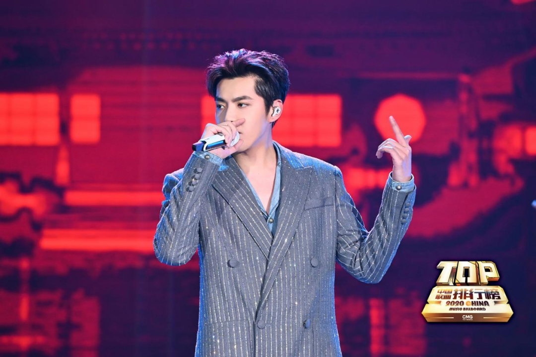 李宇春的经典歌曲再次登上音乐榜单,成为热曲_李宇春歌曲排行_李宇春歌曲排名