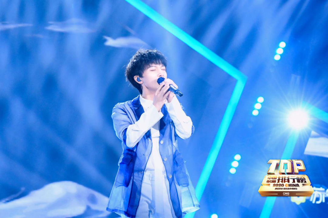 李宇春歌曲排行_李宇春的经典歌曲再次登上音乐榜单,成为热曲_李宇春歌曲排名