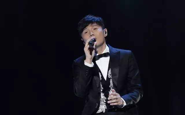 李宇春的经典歌曲再次登上音乐榜单,成为热曲_李宇春歌曲排名_李宇春出名歌