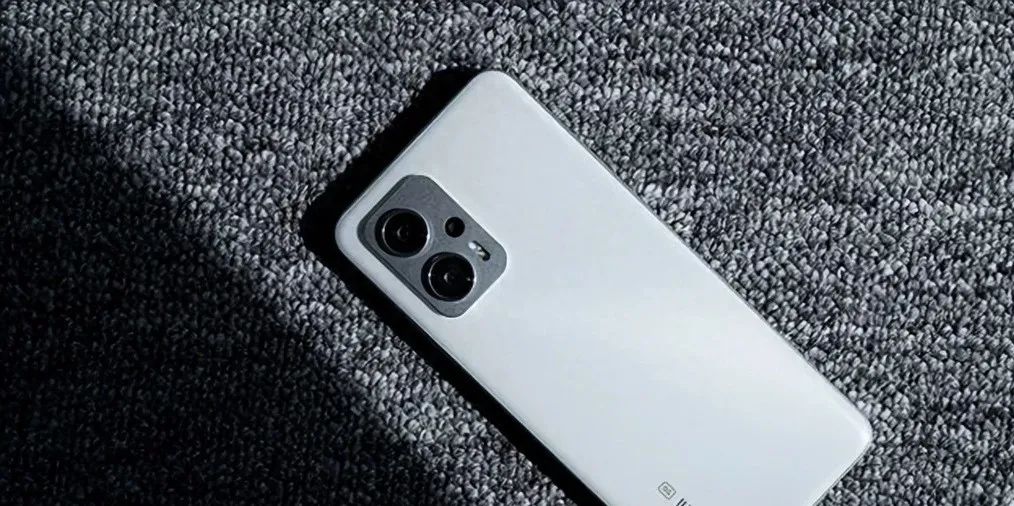 手机王是什么_手机王是什么手机_iPhone vs. Galaxy:哪个才是真正的手机之王?