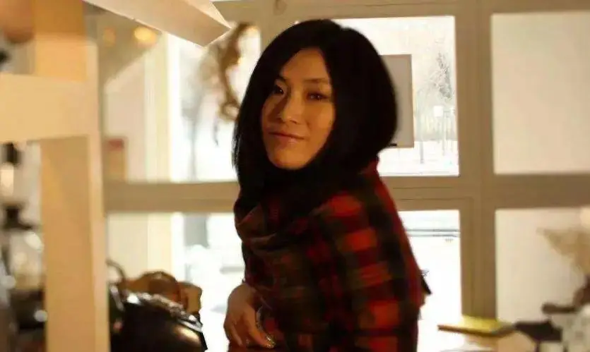 陈奕迅谈及对音乐事业的坚持与热爱_陈奕迅对乐坛的贡献_陈奕迅的贡献