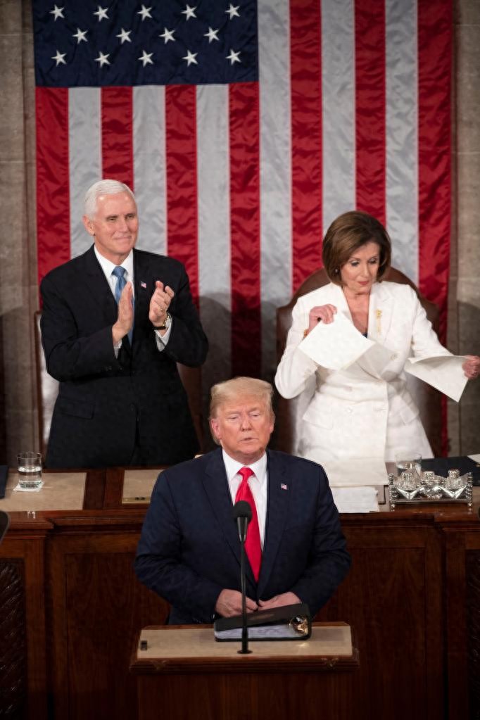 特朗普发布TRUMP币引发加密圈地震，价格走势如过山车般波动