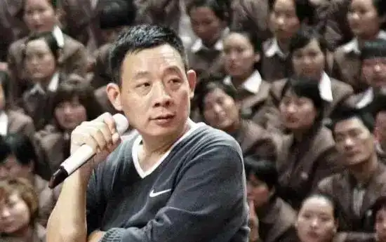 胖东来成功秘诀:对员工好为何不会倒闭?同济大学教授深度解析