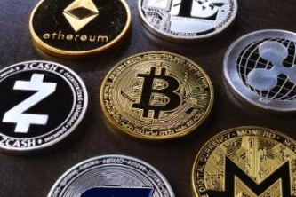 比特币股票与价格相关性分析:美股市场投资机会与影响因素详解