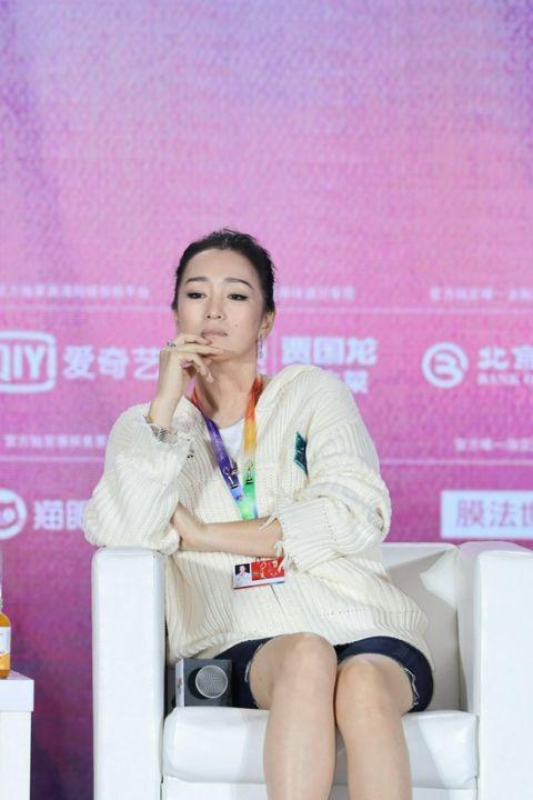 巩俐与张艺谋：合作与艺术的火花_张艺谋巩俐重逢_张艺谋和巩俐获奖电影