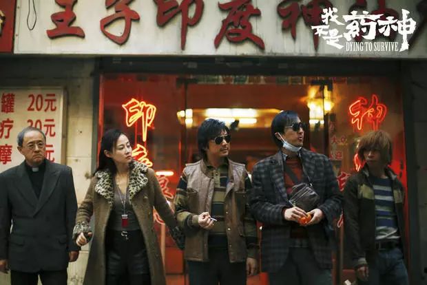 蓝洁瑛在喜剧中的精彩表现_喜剧精彩表现蓝洁瑛中的哪一段_喜剧精彩表现蓝洁瑛中的一句话