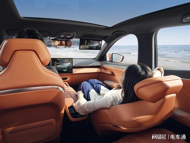 特斯拉融合完美智能汽车安全吗_特斯拉汽车:安全与智能的完美融合_特斯拉的功能安全